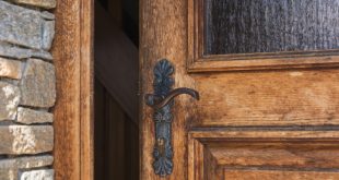 Neuer Glanz für Ihre Haustüre: Türbeschläge