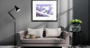 Stehleuchte im Wohnzimmer