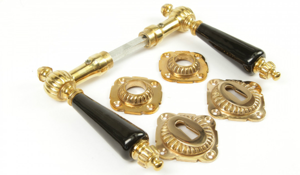 Polierter Türdrücker aus massivem Messing + Schlüsselrosetten BB Tuerdruecker aus massivem Messing poliert Schluesselrosetten BB