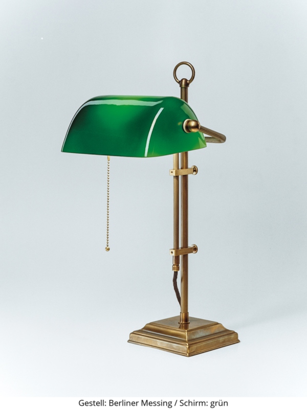 Bankerlampe | W2 Gestell: Berliner Messing | Schirm: Grün | Höhe: 50 cm | Breite: 27,5 cm | Birne: 1x E27, max. 60 Watt baenkerlampe-w2-gestell-berliner-messing-schirm-gruen