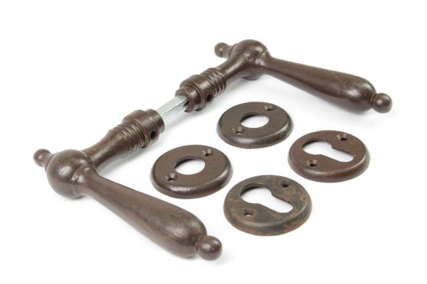 Biedermeier Türdrücker aus massivem Eisen antik patiniert + Schlüsselrosetten PZ