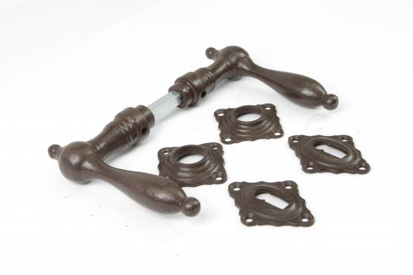 Biedermeier Türdrücker aus massivem Eisen antik patiniert + Schlüsselrosetten BB